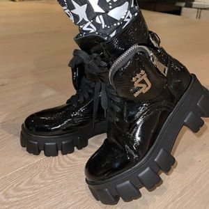 Shane Justin Utility Boots
